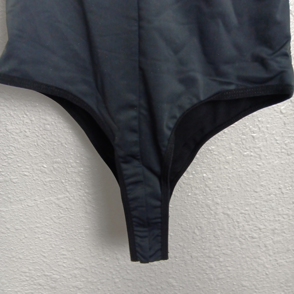 JLuxLabel Bodysuit Black Size Medium Padding Removable Straps Thong NWT - Picture 7 of 16